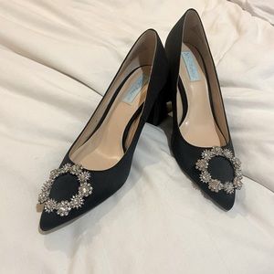 BETSEY JOHNSON black satin circle gem block heels